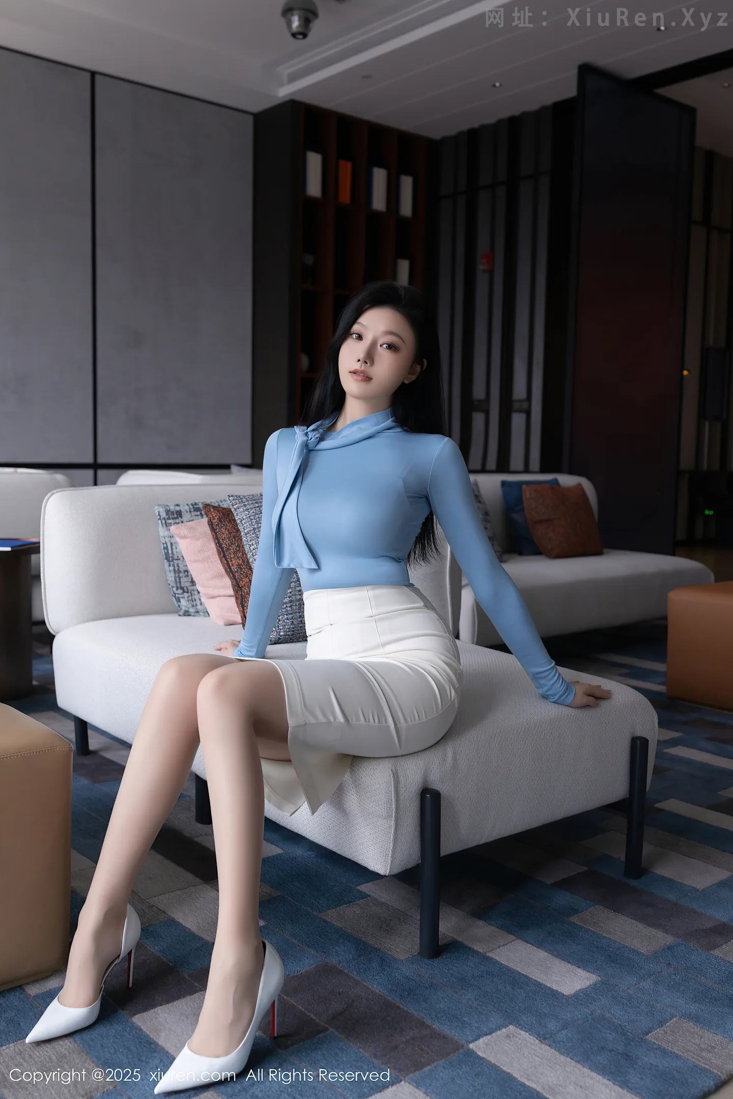 图片[6]-[XiuRen秀人网] VOL.10424 模特安然anran性感蓝色上衣露肉色内衣配超薄肉丝秀美腿诱惑写真80P-秀人网官方网站